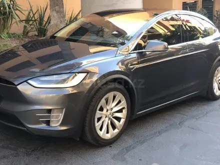 Tesla Model X 2018 года за 33 000 000 тг. в Алматы – фото 3