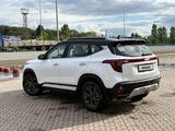 Kia Seltos 2024 годаүшін9 490 000 тг. в Уральск – фото 4
