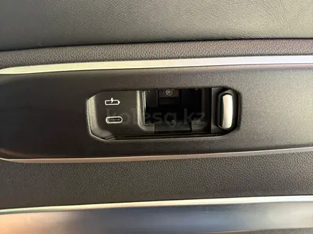 BMW X7 2023 года за 58 000 000 тг. в Алматы – фото 13