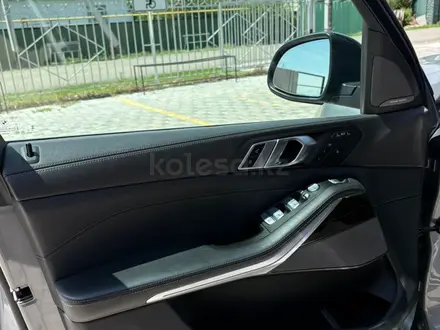 BMW X7 2023 года за 58 000 000 тг. в Алматы – фото 8
