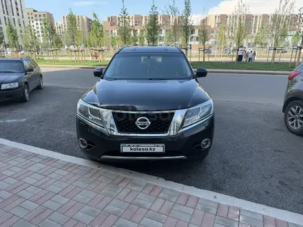 Nissan Pathfinder 2014 года за 9 990 000 тг. в Астана – фото 2