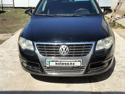 Volkswagen Passat 2007 года за 3 800 000 тг. в Уральск