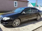 Volkswagen Passat 2007 года за 3 800 000 тг. в Уральск – фото 3