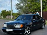 Mercedes-Benz E 200 1992 года за 1 600 000 тг. в Абай (Абайский р-н)