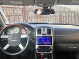 Chrysler 300C 2004 года за 3 600 000 тг. в Караганда – фото 4