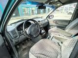 Kia Carnival 2002 года за 1 300 000 тг. в Шымкент – фото 2