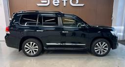 Toyota Land Cruiser Luxe 2017 годаүшін32 990 000 тг. в Алматы – фото 4