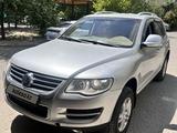 Volkswagen Touareg 2008 года за 7 500 000 тг. в Шымкент – фото 4