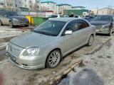 Toyota Avensis 2004 года за 4 500 000 тг. в Уральск – фото 2