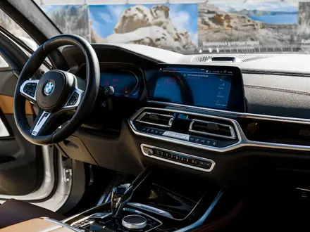 BMW X7 2019 года за 40 900 000 тг. в Астана – фото 38