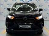 Toyota RAV4 2021 года за 16 500 000 тг. в Астана – фото 2