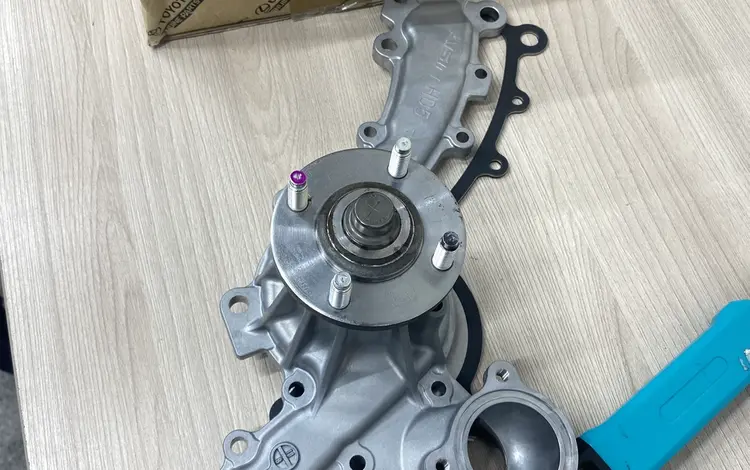 16100-39545 помпа двигателя 1GRFE за 68 000 тг. в Алматы