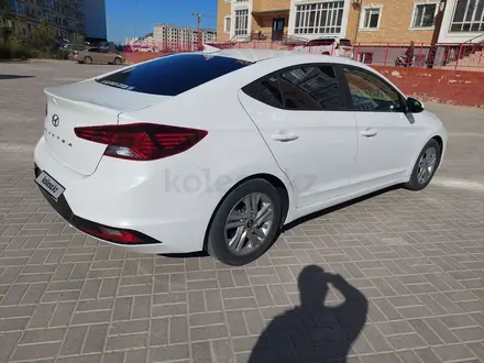 Hyundai Elantra 2020 года за 6 500 000 тг. в Актау – фото 4