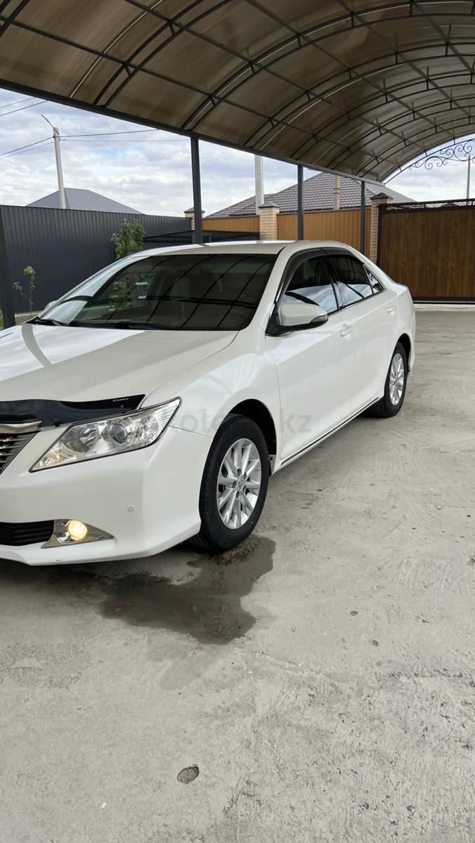 Toyota Camry 2014 г.