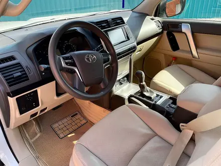 Toyota Land Cruiser Prado 2022 года за 26 500 000 тг. в Актобе – фото 2