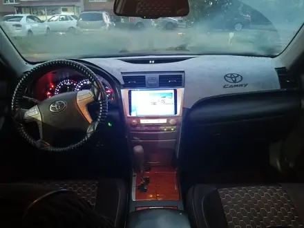 Toyota Camry 2011 года за 6 100 000 тг. в Уральск – фото 5