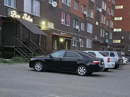 Toyota Camry 2011 года за 6 100 000 тг. в Уральск – фото 6