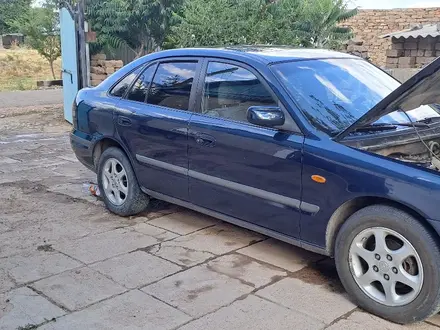 Mazda 626 1998 года за 2 400 000 тг. в Мерке – фото 4