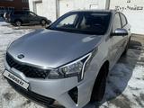 Kia Rio 2021 года за 7 700 000 тг. в Уральск