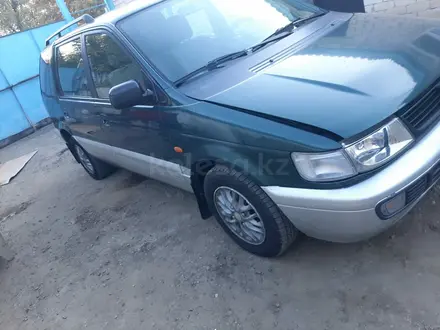 Mitsubishi Space Wagon 1997 года за 2 500 000 тг. в Актобе – фото 3