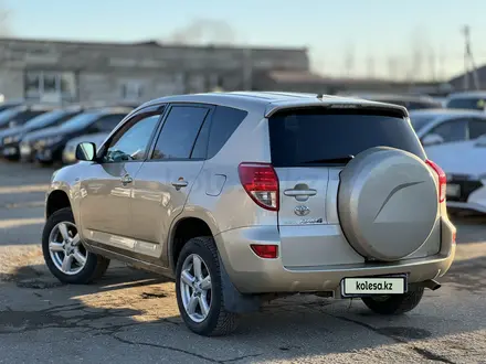 Toyota RAV4 2007 года за 5 200 000 тг. в Актобе – фото 5