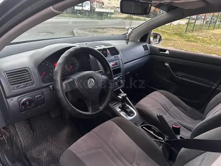 Volkswagen Golf 2006 года за 2 500 000 тг. в Астана – фото 4