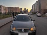Volkswagen Golf 2006 года за 2 500 000 тг. в Астана