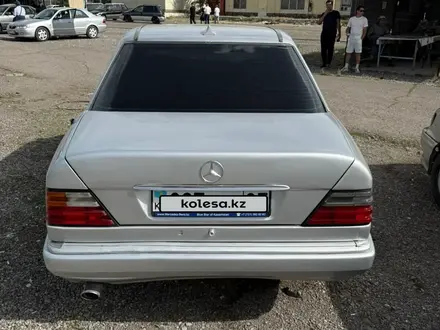 Mercedes-Benz E 200 1995 года за 1 550 000 тг. в Алматы – фото 6