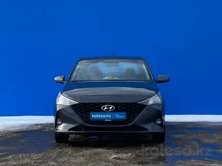 Hyundai Accent 2021 года за 7 740 000 тг. в Алматы – фото 2