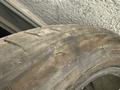 BRIGESTONE 255/40R21, 285/35R21 Б/У за 45 000 тг. в Шымкент – фото 2