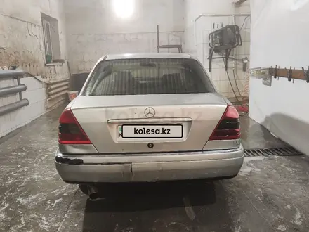 Mercedes-Benz C 180 1994 года за 800 000 тг. в Жезказган – фото 3