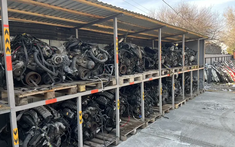 Двигатель VQ56 за 900 000 тг. в Алматы
