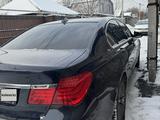 BMW 740 2010 года за 11 000 000 тг. в Алматы – фото 2