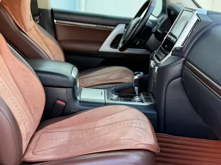 Toyota Land Cruiser 2017 года за 28 875 000 тг. в Актау – фото 6