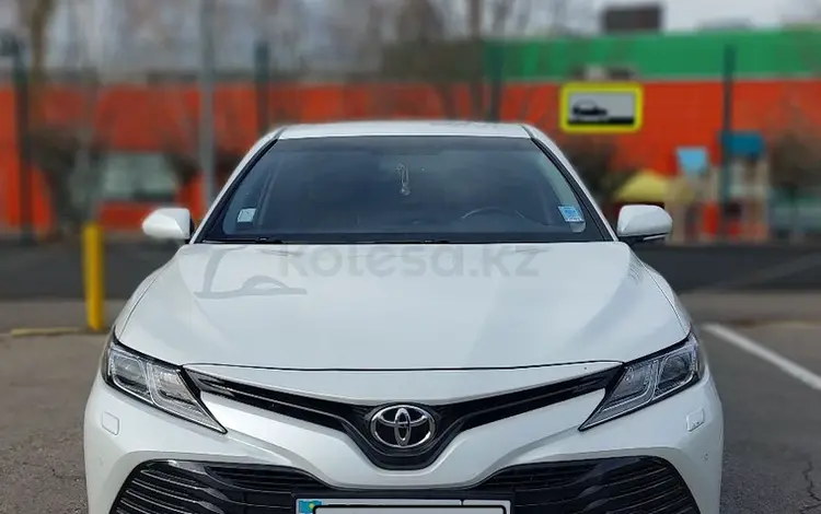 Toyota Camry 2019 годаfor12 700 000 тг. в Алматы