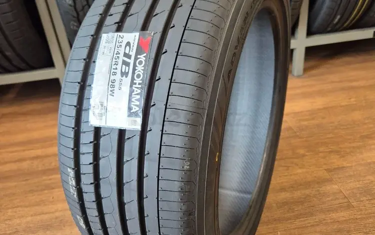 235/45R18 98W V555 Yokohama за 54 200 тг. в Алматы