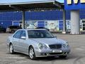 Mercedes-Benz E 320 2001 года за 5 950 000 тг. в Астана – фото 2