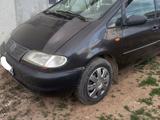 Volkswagen Sharan 1997 годаүшін2 000 000 тг. в Уральск