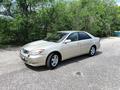 Toyota Camry 2002 года за 3 700 000 тг. в Актобе – фото 5