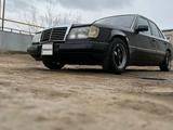 Mercedes-Benz E 260 1990 годаfor850 000 тг. в Шиели – фото 4