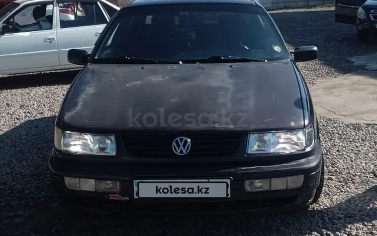 Volkswagen Passat 1994 годаүшін1 300 000 тг. в Алматы