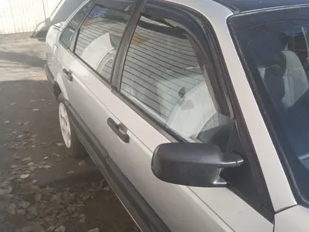 Volkswagen Passat 1989 года за 500 000 тг. в Семей – фото 3