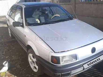 Volkswagen Passat 1989 года за 500 000 тг. в Семей