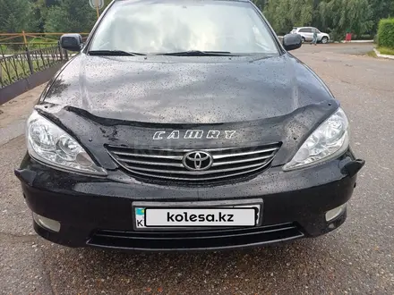 Toyota Camry 2005 года за 6 900 000 тг. в Семей