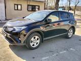 Toyota RAV4 2016 года за 17 400 000 тг. в Павлодар – фото 2