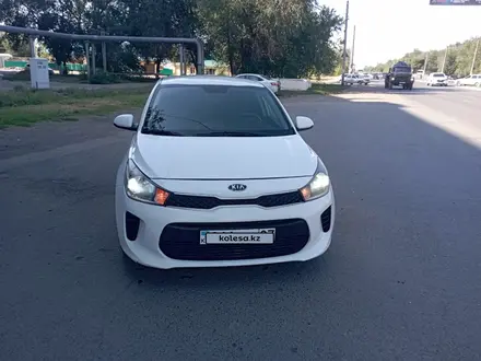 Kia Rio 2021 года за 7 200 000 тг. в Уральск – фото 2