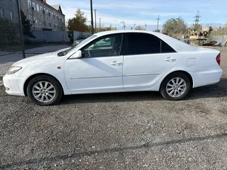 Toyota Camry, 2002
