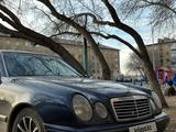 Mercedes-Benz E 280 1996 года за 3 200 000 тг. в Караганда – фото 2