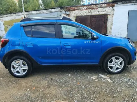 Renault Sandero Stepway 2016 года за 4 600 000 тг. в Уральск – фото 2