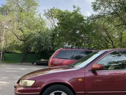 Toyota Camry 1997 года за 2 900 000 тг. в Алматы